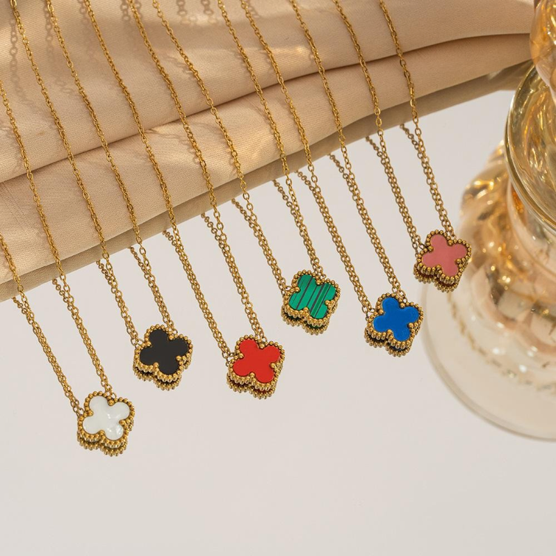 Vintage Lucky Four Leaf Clover Necklace